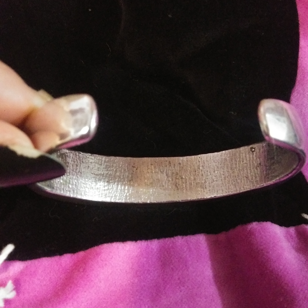 Vintage Heavy Sterling and Turquoise bangle - Picture 6 of 7